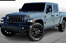 2025 Jeep Gladiator NightHawk