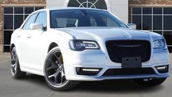 2022 Chrysler 300 Touring L