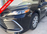 2022 Toyota Camry Hybrid LE