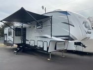 2022 Other Makes 3550 SUITE Limited