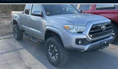 2017 Toyota Tacoma SR