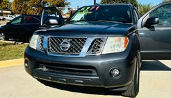 2011 Nissan Pathfinder LE