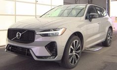 2025 Volvo XC60 B5 Plus Dark Theme