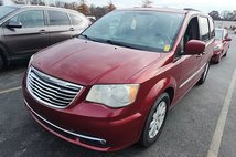 2013 Chrysler Town and Country Touring