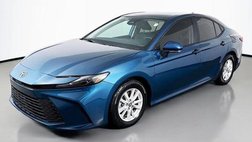 2025 Toyota Camry LE FWD