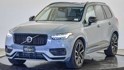 2023 Volvo XC90 Recharge T8 Ultimate Dark Theme