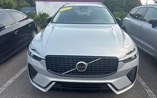 2025 Volvo XC60 B5 Plus Dark Theme