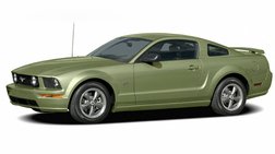 2005 Ford Mustang GT Deluxe