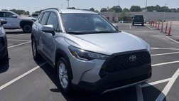 2024 Toyota Corolla Cross LE