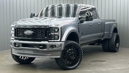 2026 Ford F-450 Super Duty Platinum