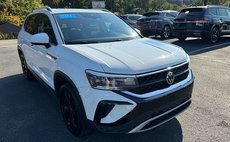 2022 Volkswagen Taos SE 4Motion
