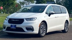 2023 Chrysler Pacifica Hybrid Touring L