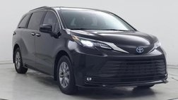 2025 Toyota Sienna XLE