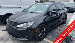 2020 Chrysler Pacifica Touring L Plus