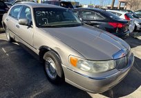 2002 Lincoln Town Car Executive