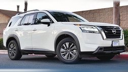 2023 Nissan Pathfinder SV
