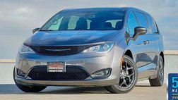 2018 Chrysler Pacifica Touring Plus