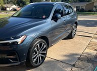 2023 Volvo XC60 B5 Ultimate Bright Theme