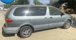 1999 Toyota Sienna CE