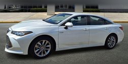 2021 Toyota Avalon Hybrid XLE