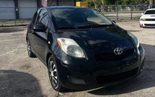 2011 Toyota Yaris Base