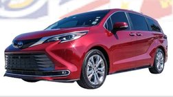 2023 Toyota Sienna Platinum 7-Passenger