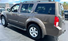 2008 Nissan Pathfinder S 4WD