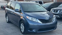 2014 Toyota Sienna LE 7-Passenger Auto Access Seat