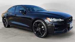 2024 Volvo S60 B5 Plus Black Edition