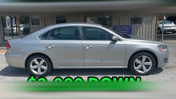 2013 Volkswagen Passat SE
