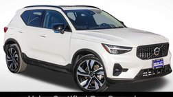 2025 Volvo XC40 B5 Plus Dark Theme