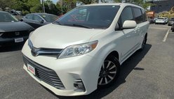 2018 Toyota Sienna XLE