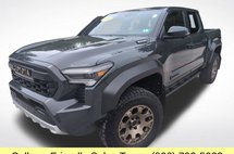 2024 Toyota Tacoma Trailhunter HV