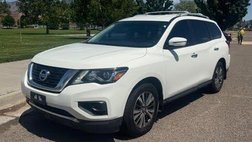 2020 Nissan Pathfinder S