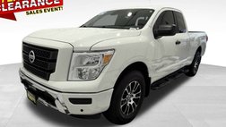 2022 Nissan Titan SV