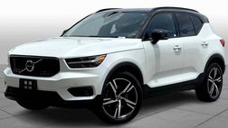 2022 Volvo XC40 T4 R-Design