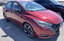 2024 Nissan Versa SR