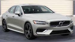 2022 Volvo S60 Recharge T8 Inscription