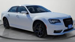 2023 Chrysler 300 Touring L