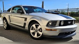 2005 Ford Mustang GT Deluxe