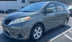 2014 Toyota Sienna LE