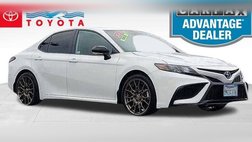 2024 Toyota Camry Hybrid SE Nightshade