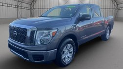 2017 Nissan Titan SV