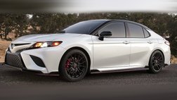2020 Toyota Camry SE Nightshade