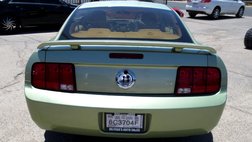 2006 Ford Mustang V6 Deluxe