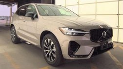 2025 Volvo XC60 B5 Plus Dark Theme