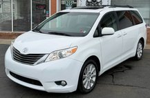 2014 Toyota Sienna XLE