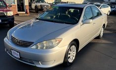 2006 Toyota Camry LE