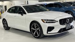 2024 Volvo S60 B5 Plus Dark Theme