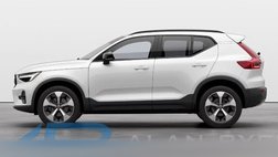 2025 Volvo XC40 B5 Plus Dark Theme